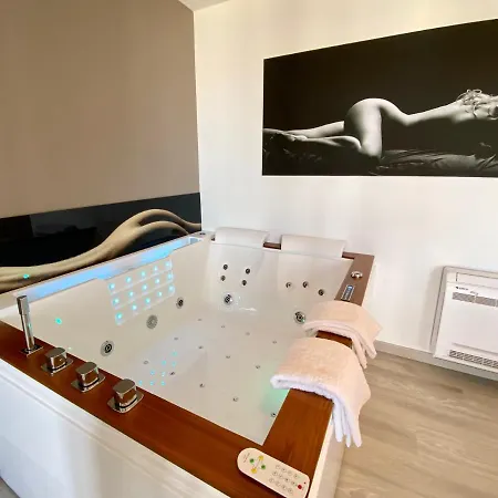 La Vague Tendresse - Vue - Jacuzzi & Sauna דירה